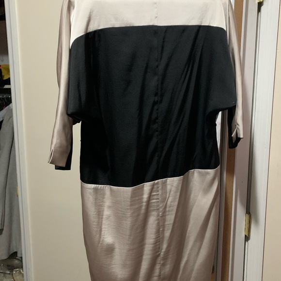 NWOT French Connection bi-color dress - Picture 2 of 2